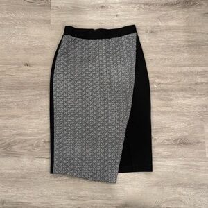 HD in Paris Black and Gray Patterned Pencil Skirt